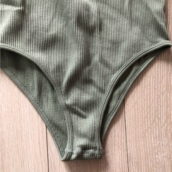 Zara Olive Green Ribbed Bodysuit Size M-L - Picture 7 of 8
